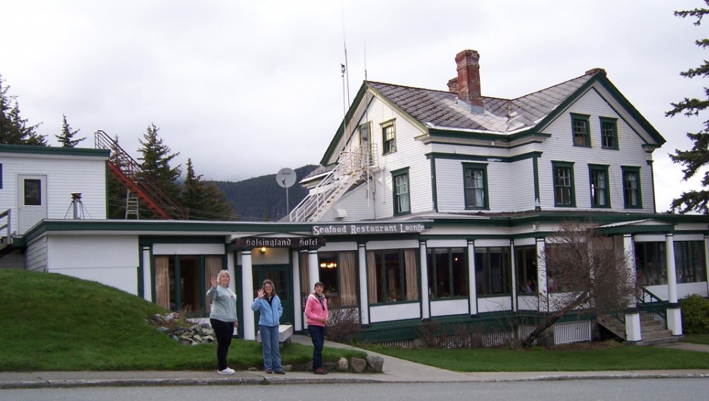 Hotel Halsingland, on our way in to Mother's Day Dinner!